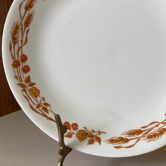 Vintage Corelle “Harvest Home” Luncheon Plate, 1 - Picture 6 of 8